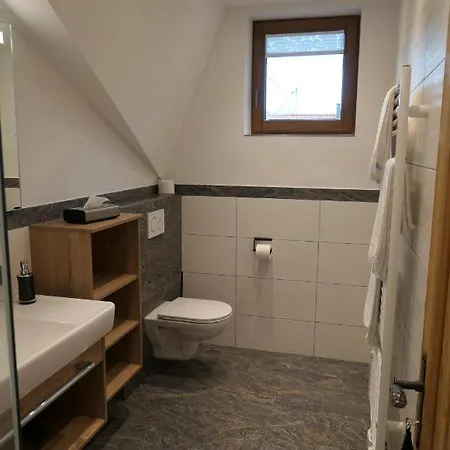 Schaffenrath Apartmán *