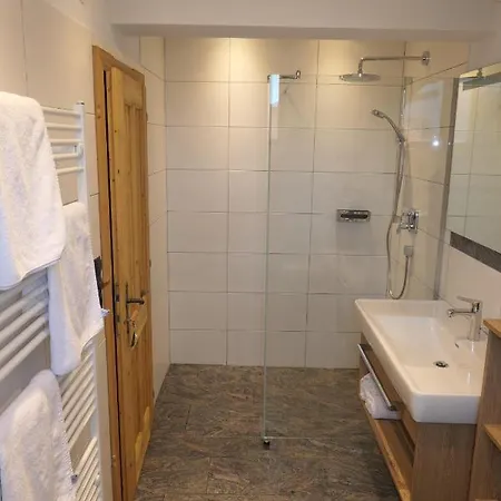 Schaffenrath Apartmán *